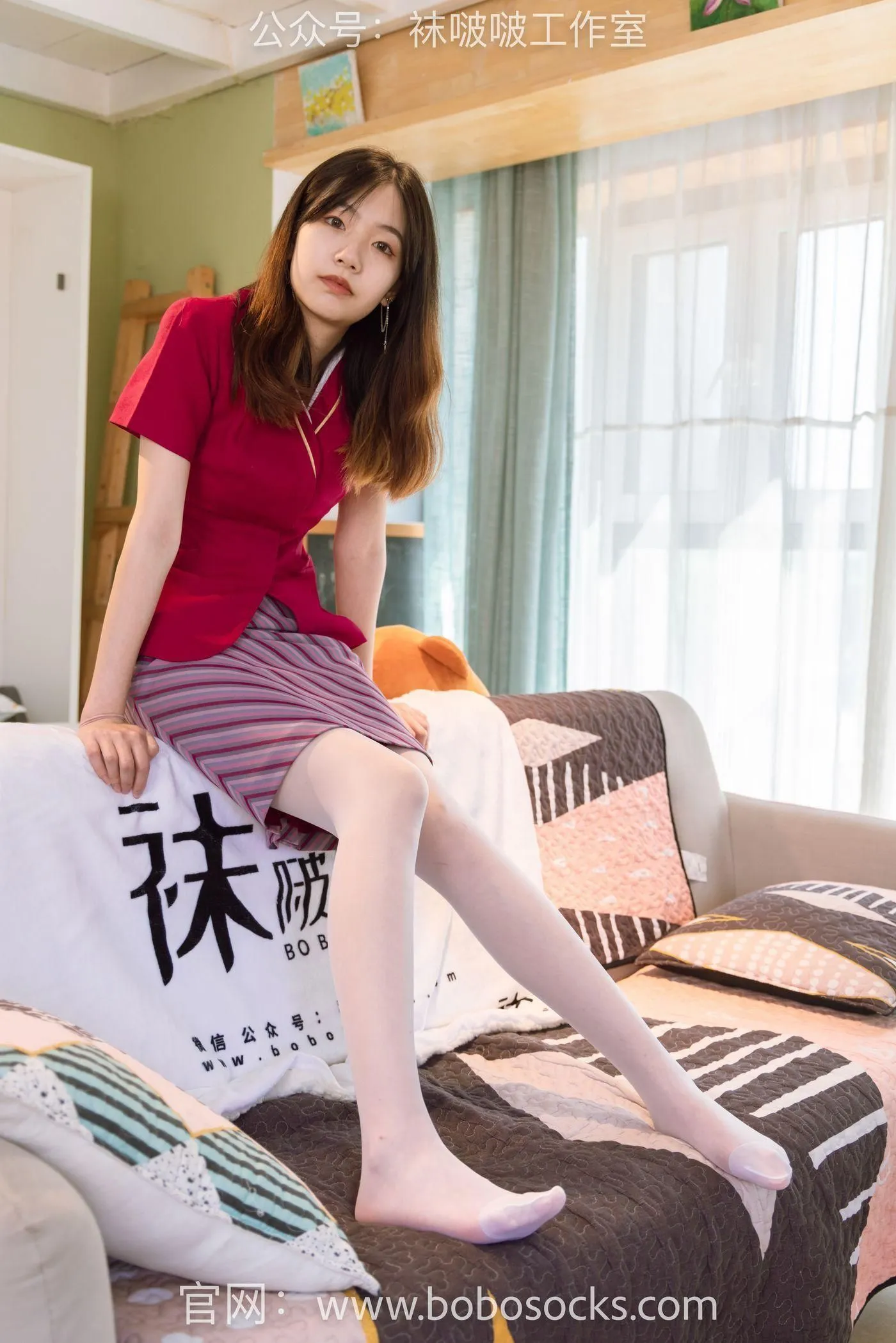 [BoBoSocks袜啵啵]NO.099 小甜豆-高跟鞋、黑丝、白丝 [140P]插图5